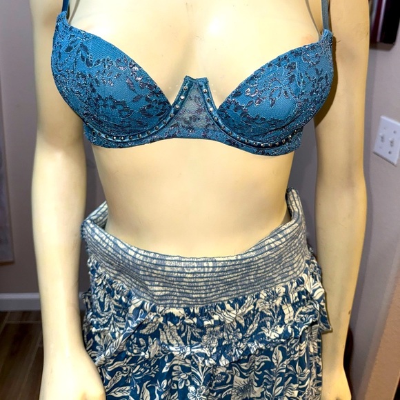 Victoria's Secret Very Sexy Floral Metallic Lace Studded Balconet Bra Blue 32B - Picture 5 of 16